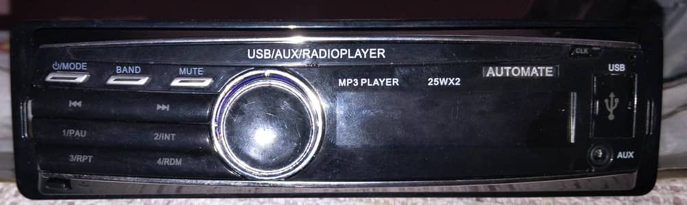 Suzuki mehran MP3 player