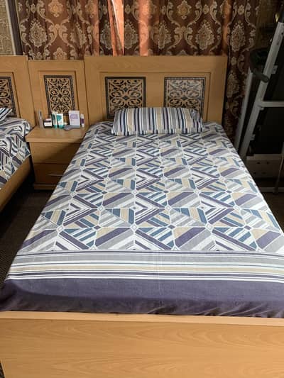 single beds and 3 door cupboard for sell