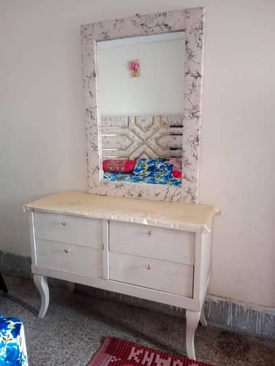 Full furniture, bed, side tables, dressing table with mirror, showcase