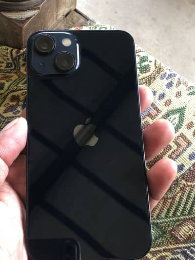 Apple iPhone 13