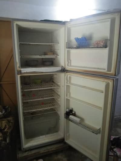 Haier fridge full size good work