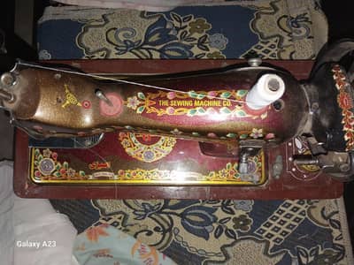 Hand swing machine