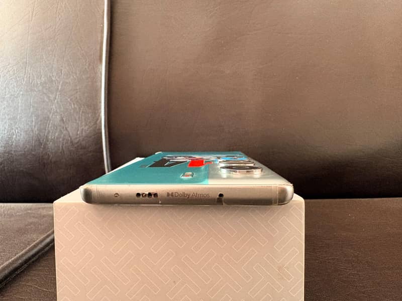 Tecno CAMON 40 Pro 4