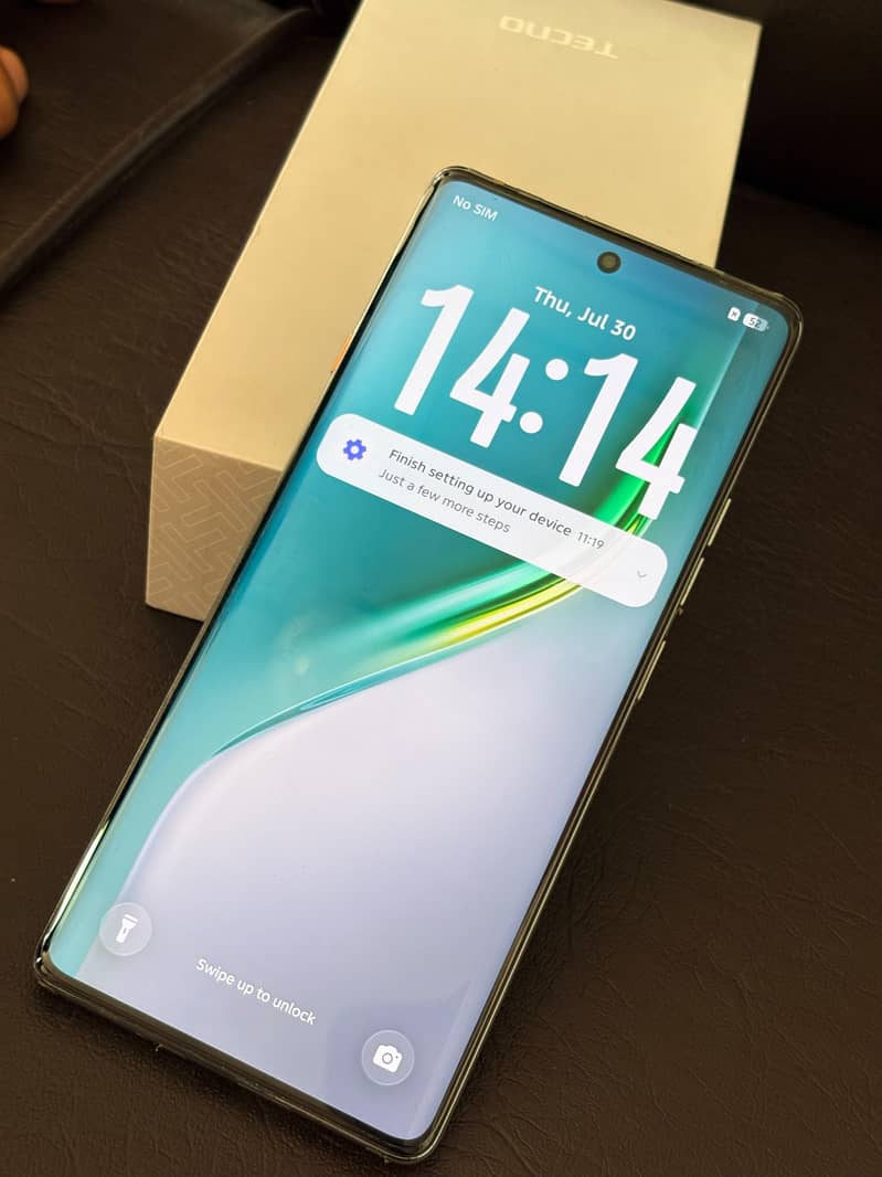 Tecno CAMON 40 Pro 6