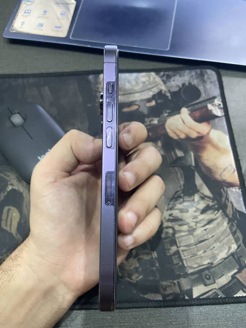Apple iPhone 14 Pro 1