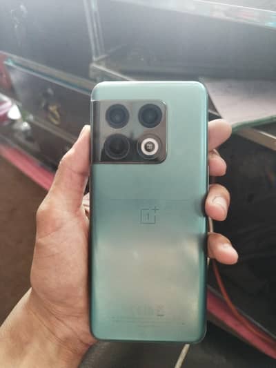 One Plus 10 Pro