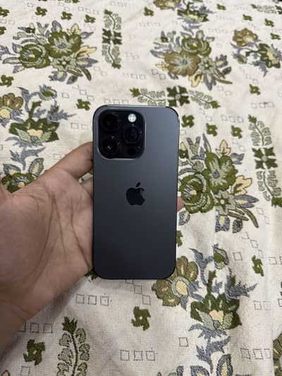 iPhone 14 Pro jv.