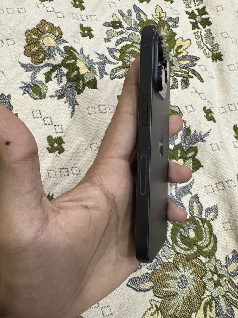 iPhone 14 Pro jv. 3