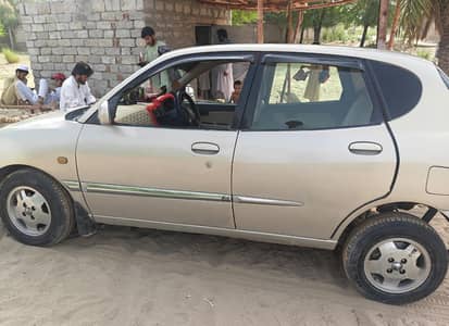 Toyota Duet 2002