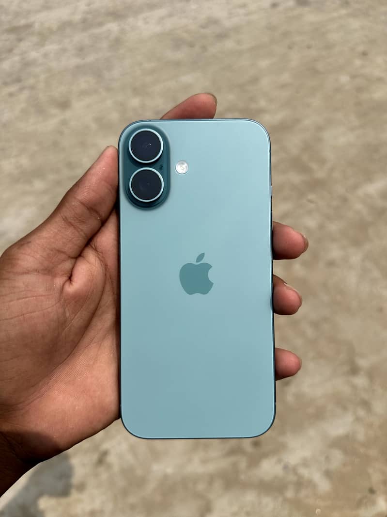 Apple iPhone 16 iCloud 1