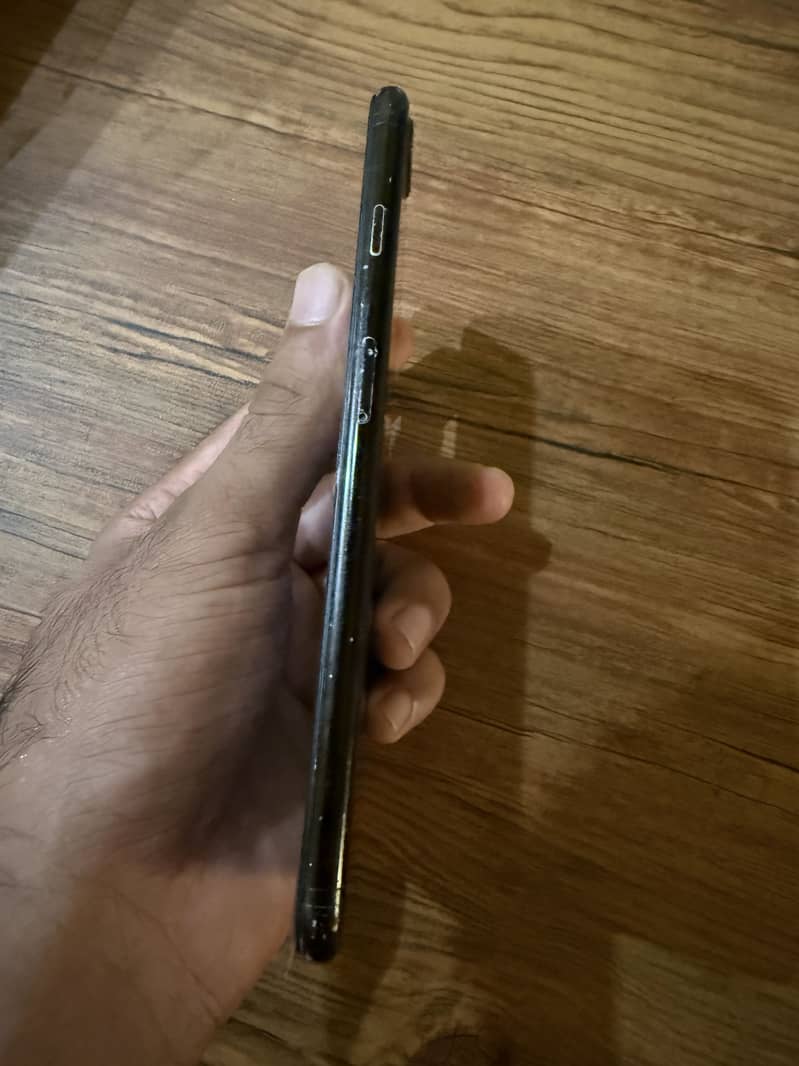 Apple iPhone 7 Plus PTA 256 gb 4