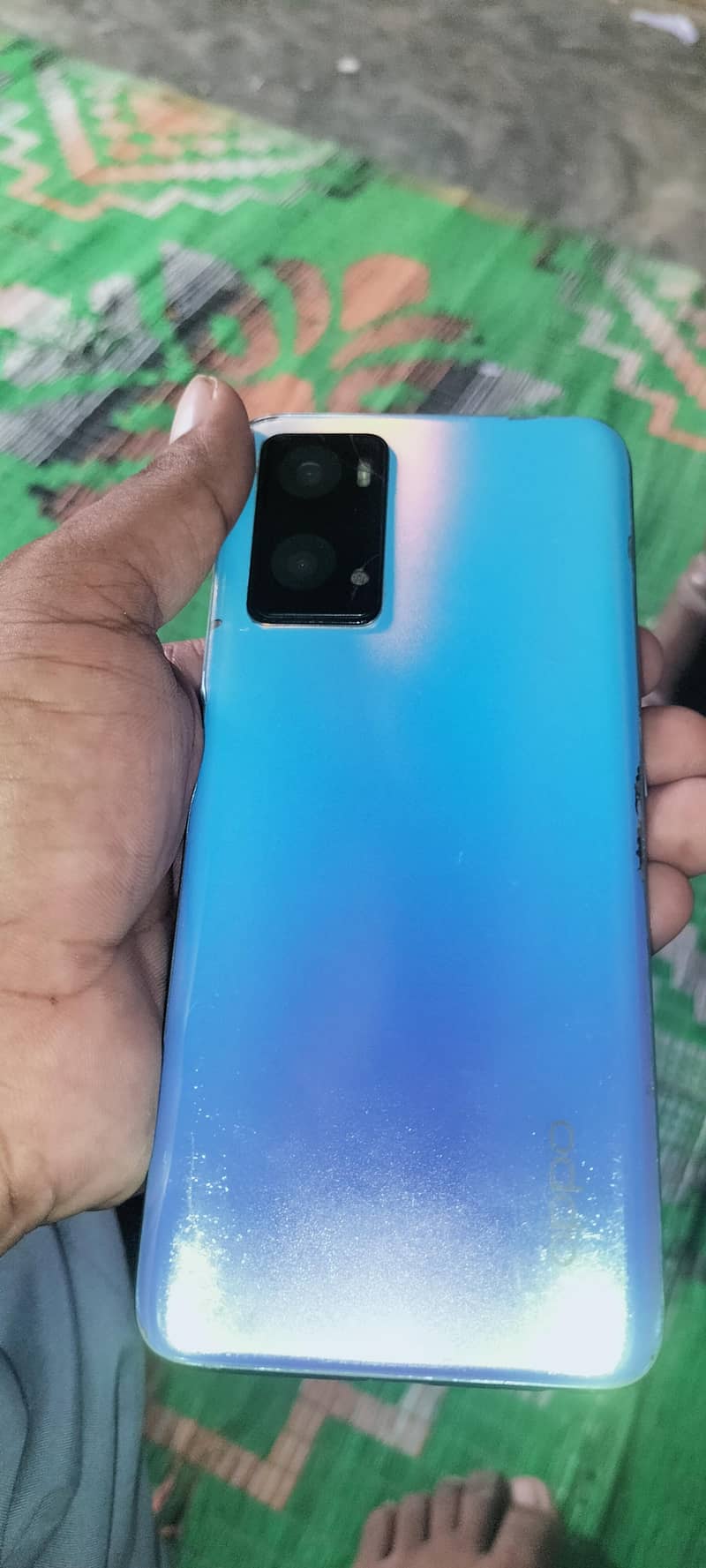 OPPO A76 5
