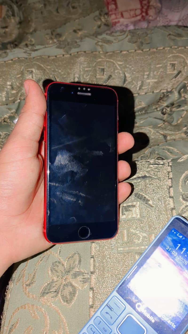 Apple iPhone 8 0