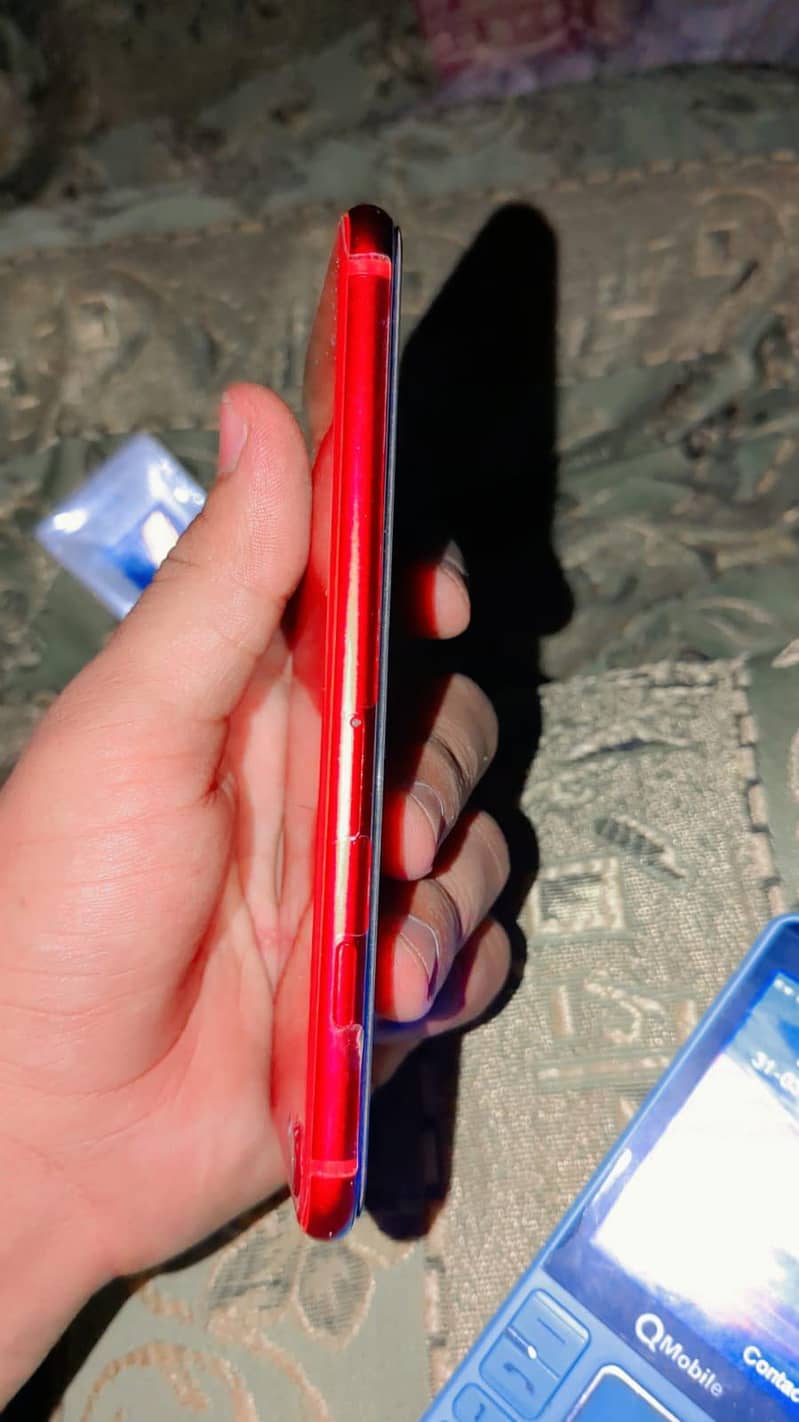 Apple iPhone 8 1