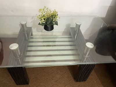 Drawing room Table