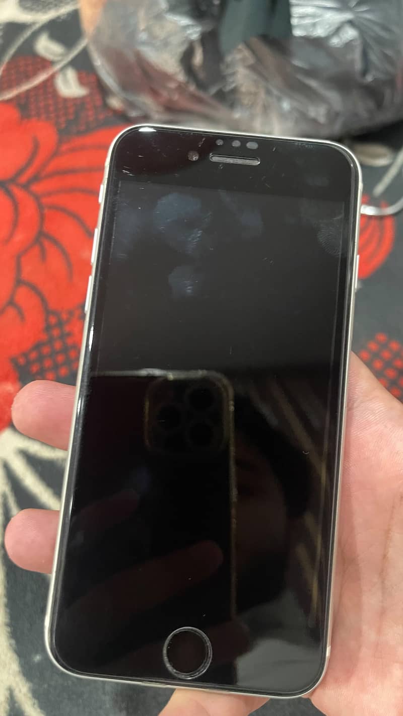 Apple iPhone SE 2 0