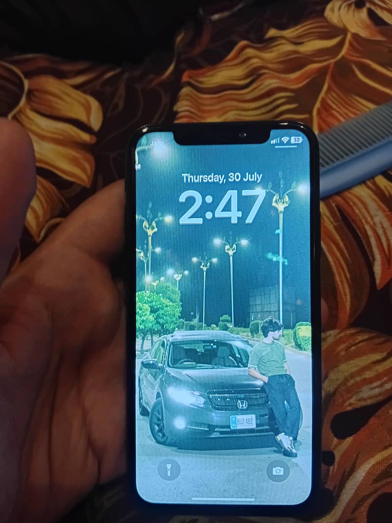 Apple iPhone X 6