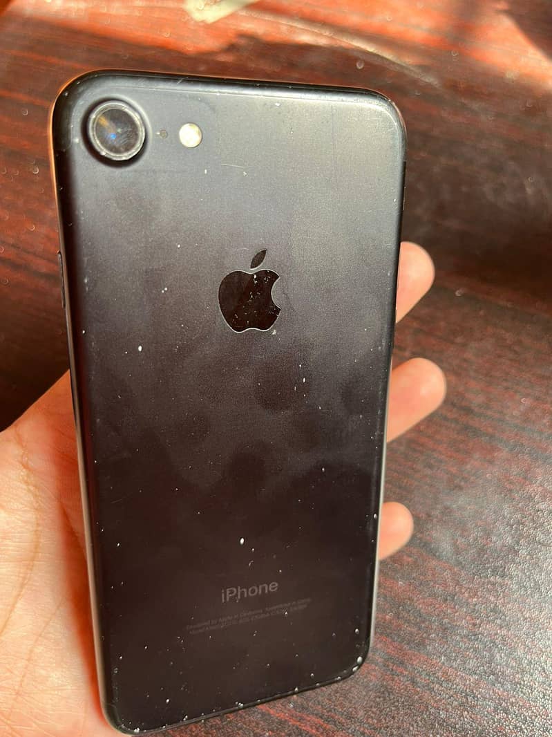 Apple iPhone 7 9