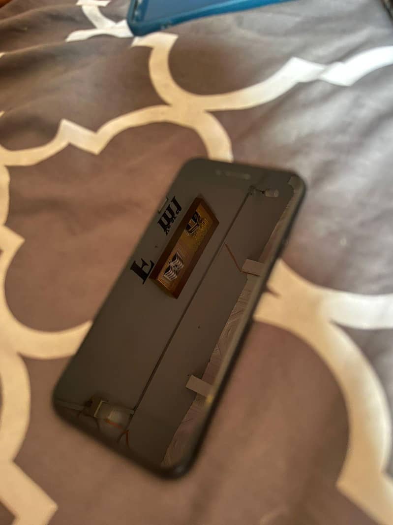Apple iPhone 7 11