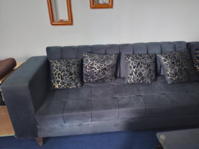 7 sitter sofa L shape 0