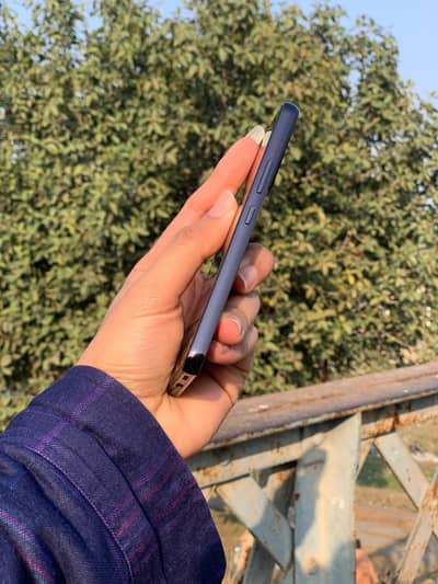 Samsung Mobile S22