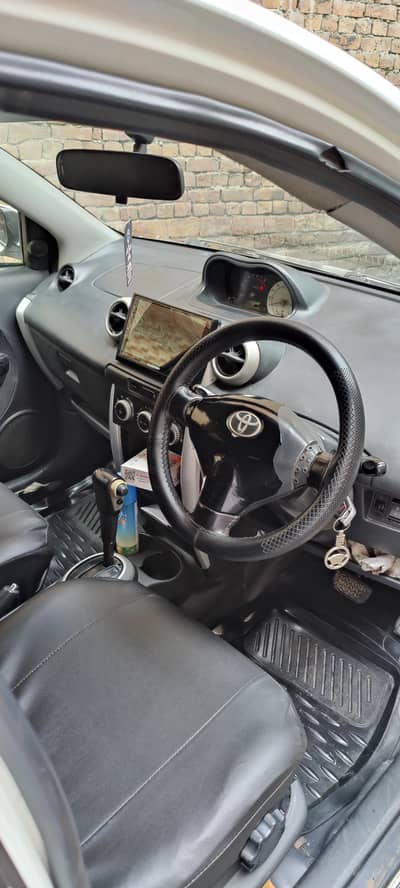Toyota IST 2003