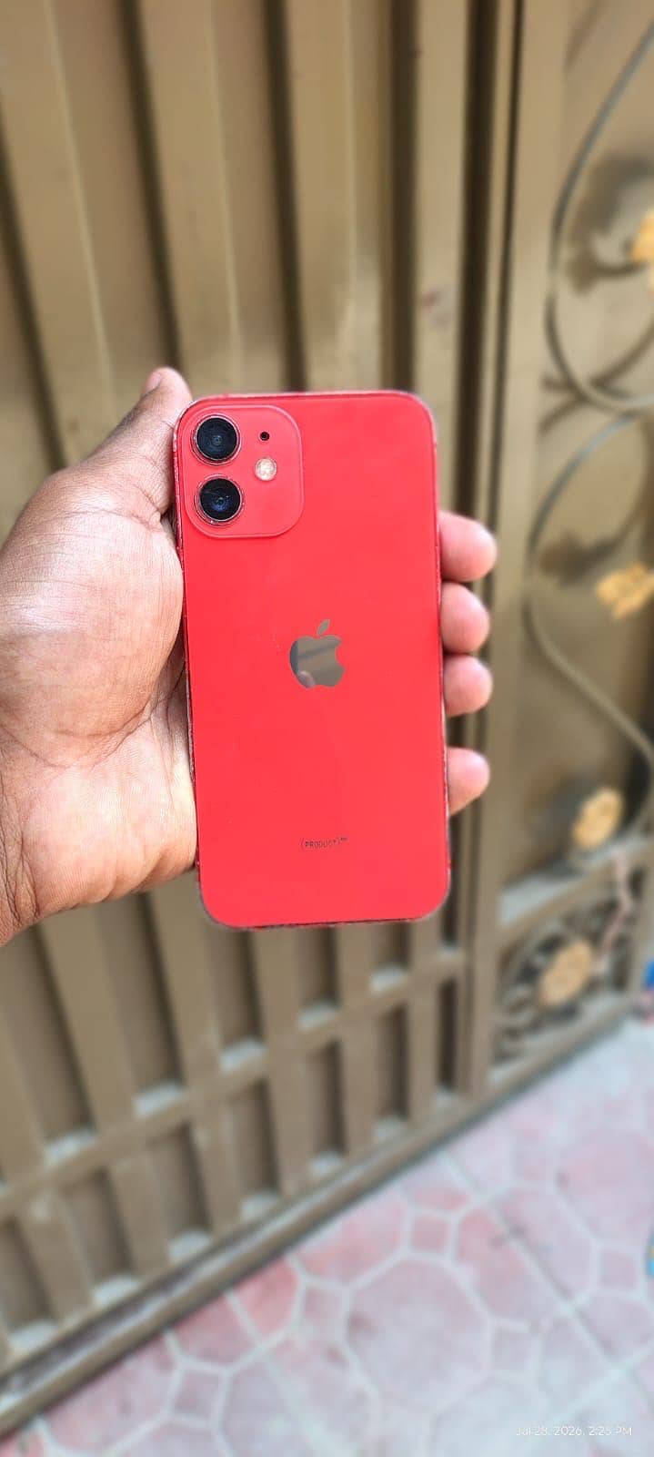 Apple iPhone 12 mini 4