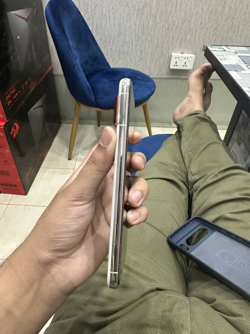 Google Pixel 8 Pro 1