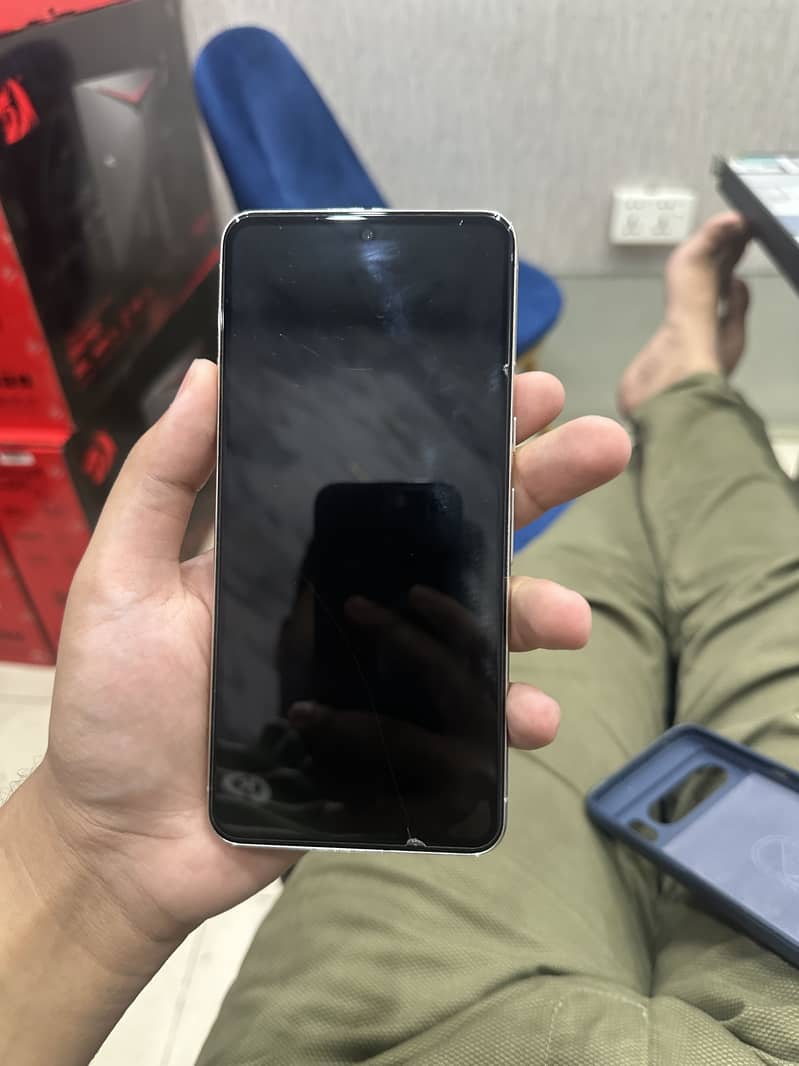 Google Pixel 8 Pro 4