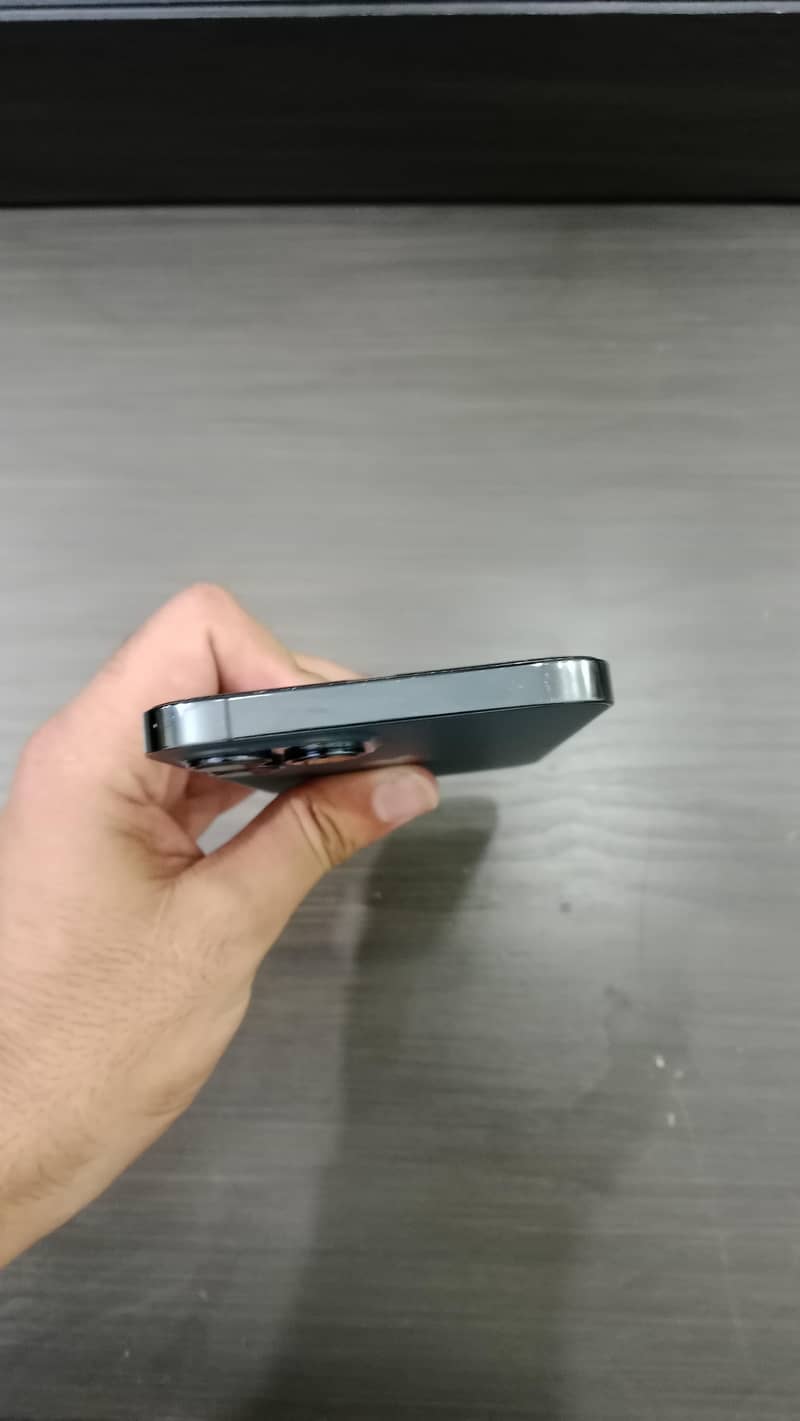 Apple iPhone 12 Pro Max 3
