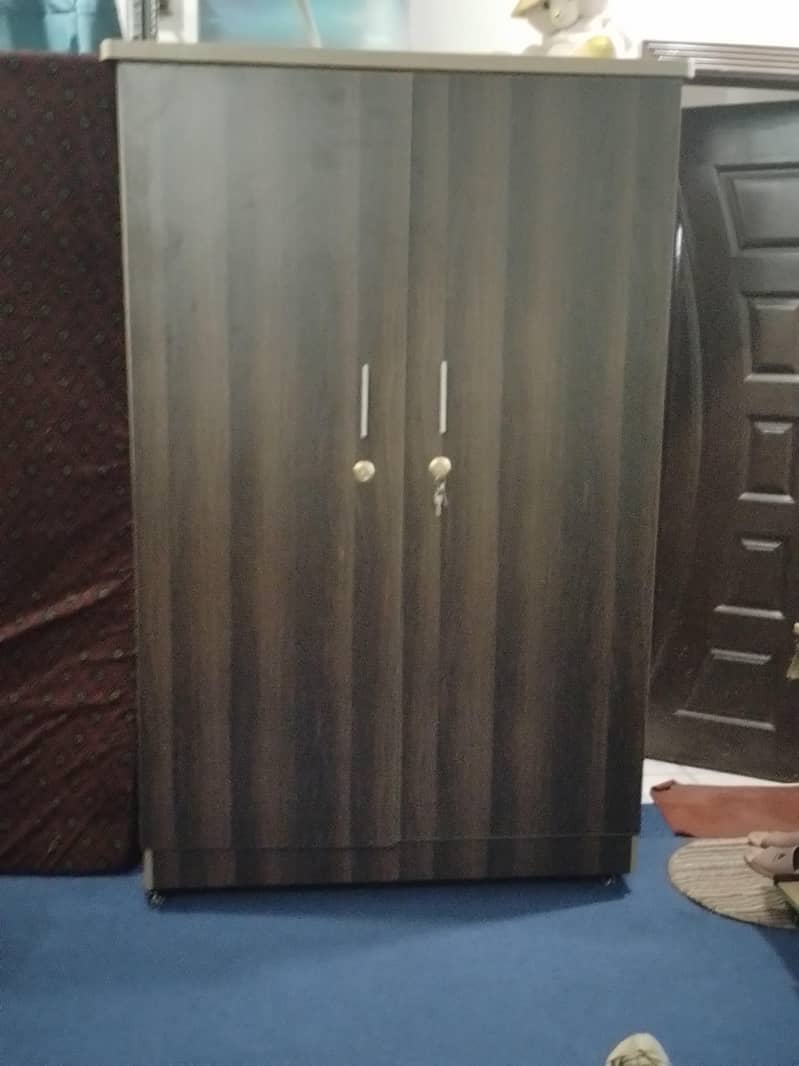 cupboard 0