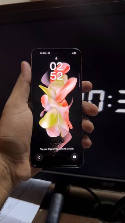 Samsung Mobile Z Flip 4