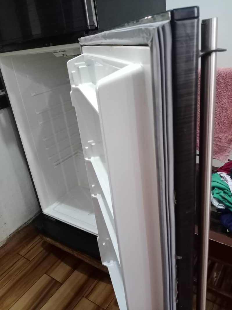 refrigerator 2