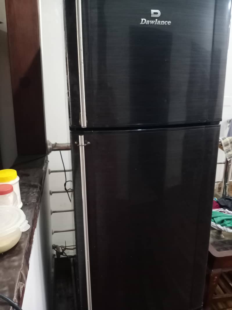 refrigerator 10