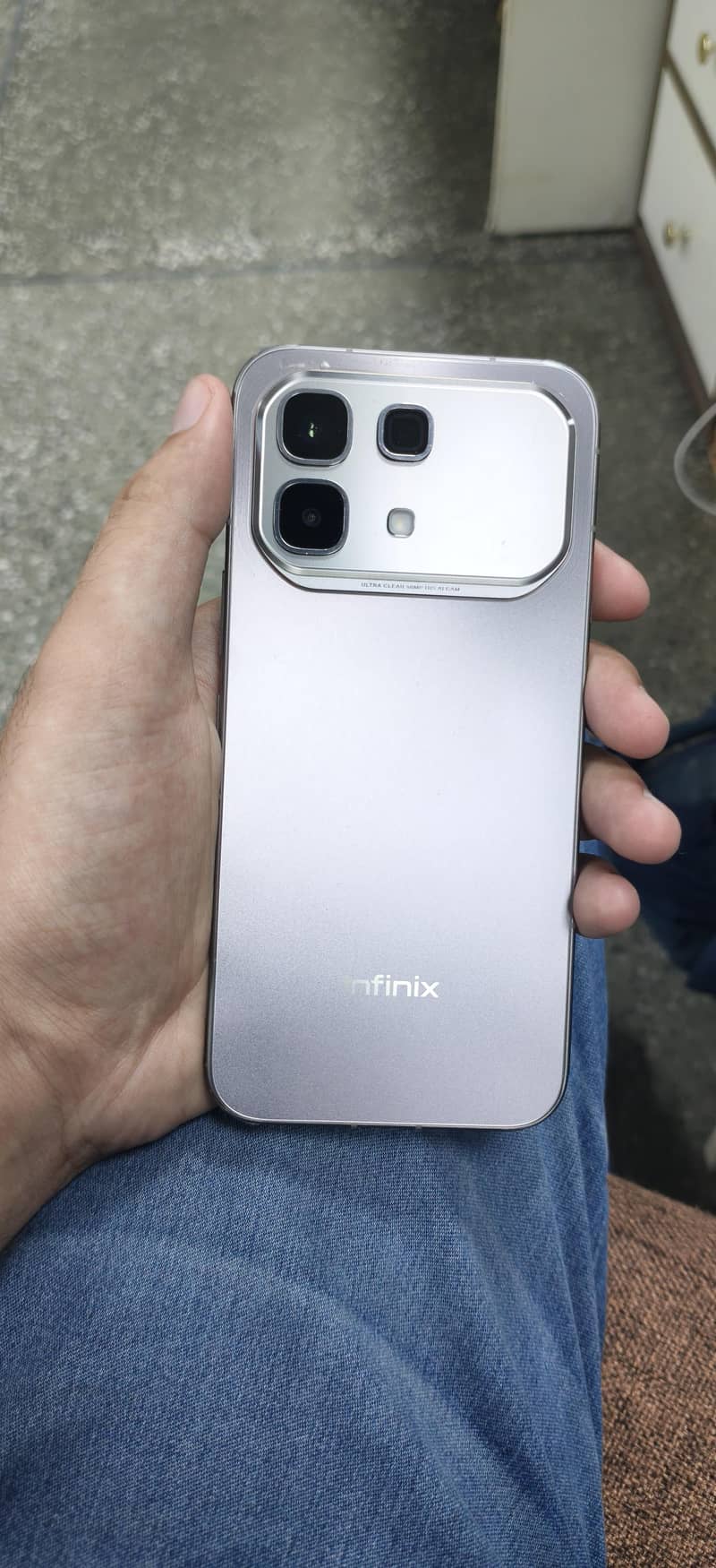 Infinix 8
