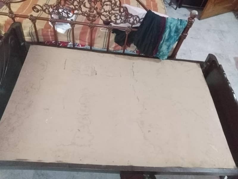 Single bed 3