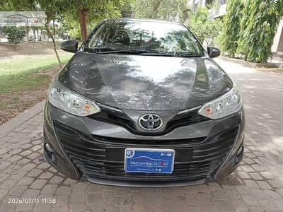 Toyota Yaris 2021