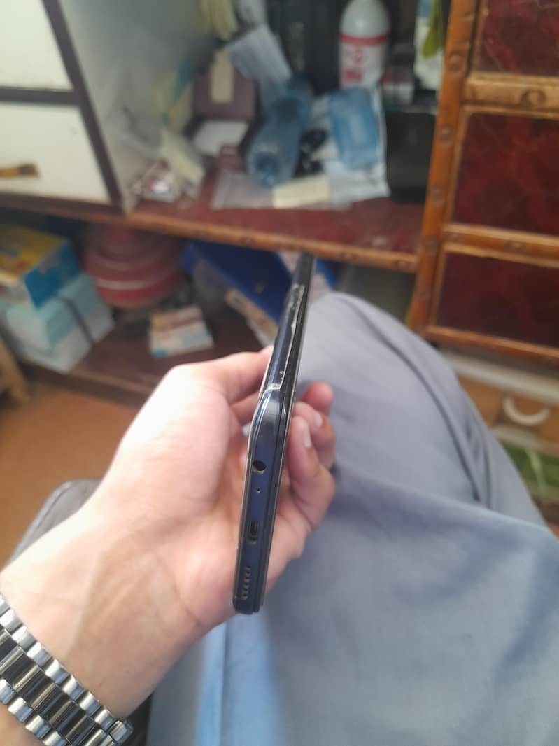 Tecno Pova 2