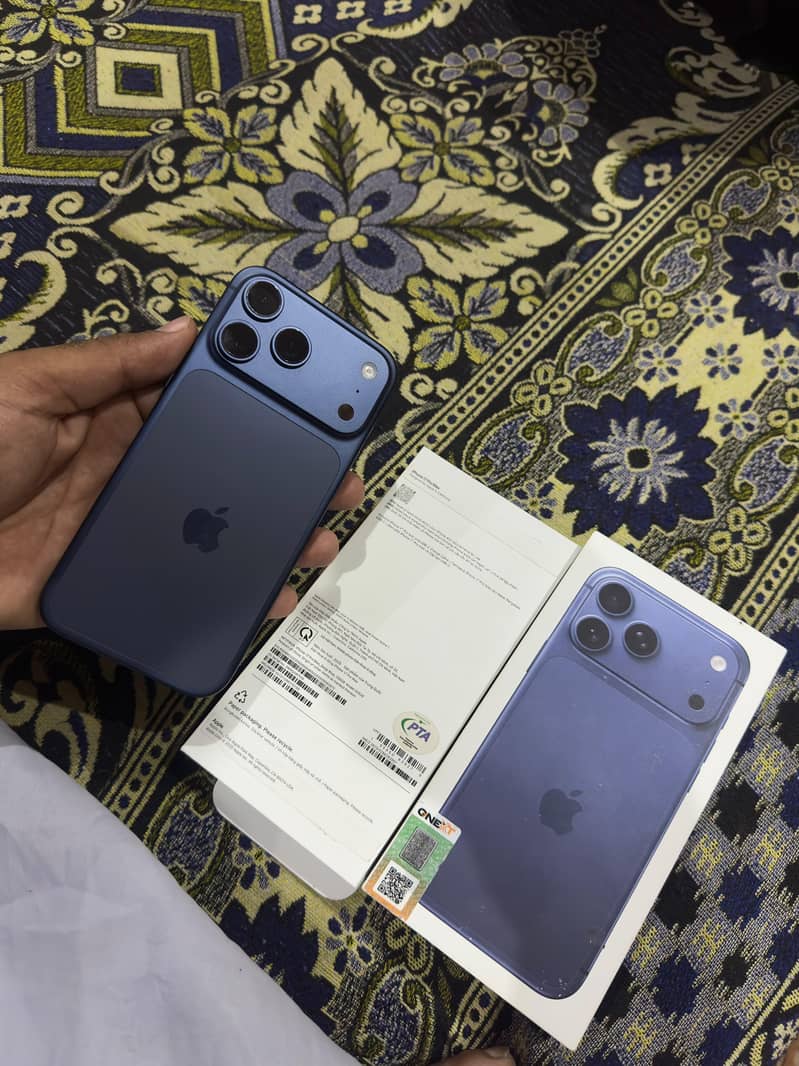 Apple iPhone 17 Pro Max 0