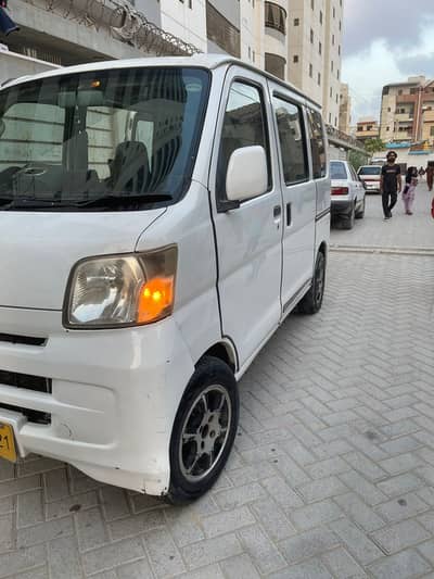 Daihatsu Hijet 2013