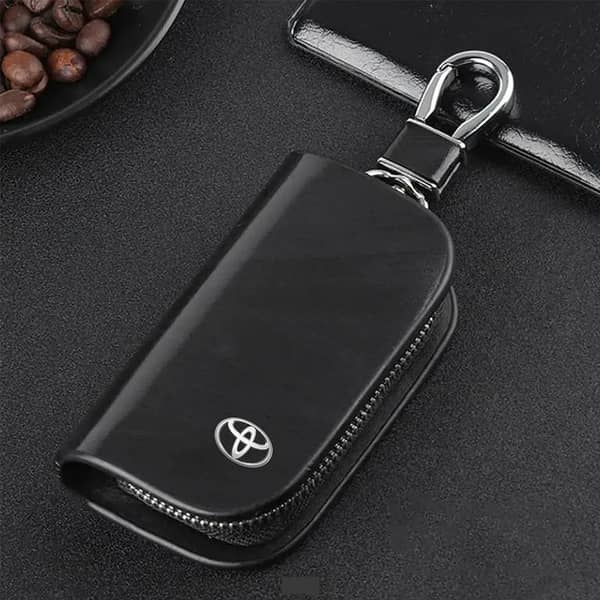 Leather Zipper Car Key Pouch with Metal Hook and Keyring for Toyota Vehicles