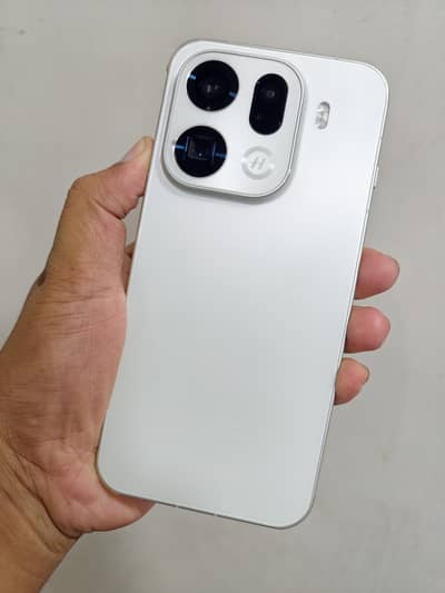 OPPO Find X9 Pro White Color