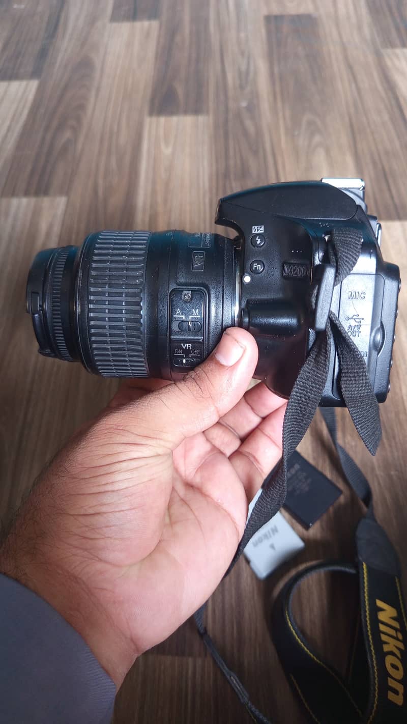 Nikon D3200 2