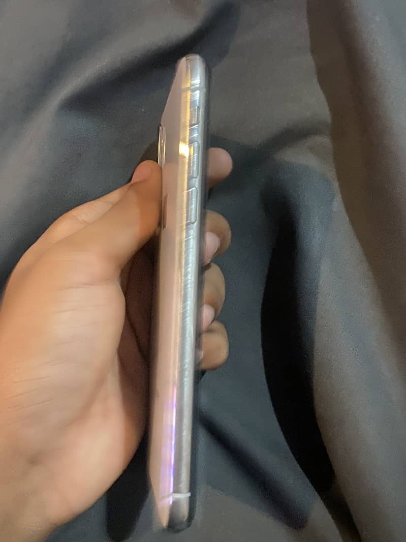 Apple iPhone X 8