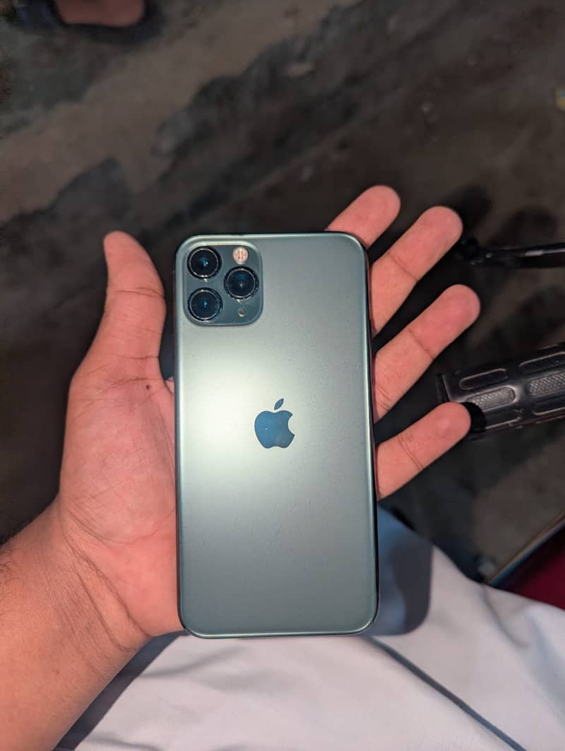 Apple iPhone 11 Pro 0