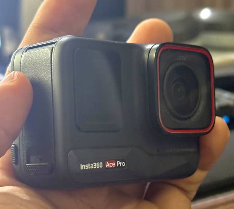 Insta360 Ace Pro – 10/10 Condition 1
