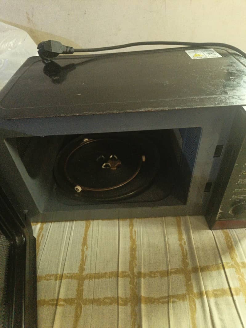 micro wave oven 1