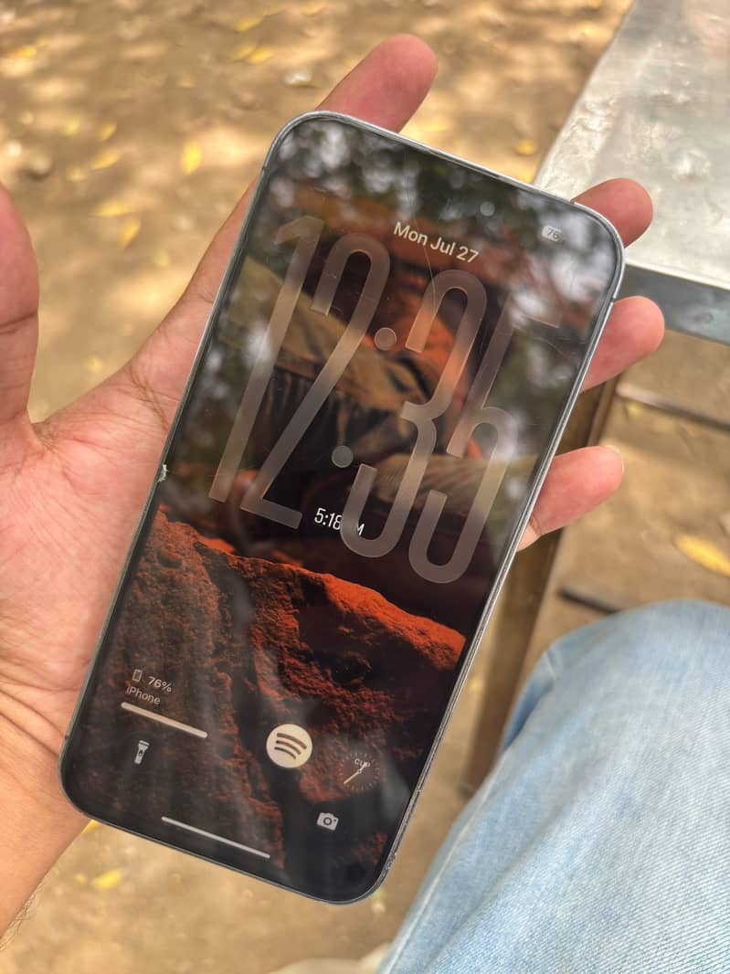 Apple iPhone 14 Pro Max 1