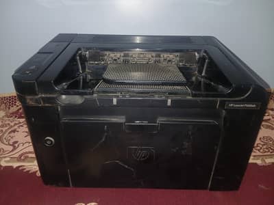 HP Laser Jet P1606dn