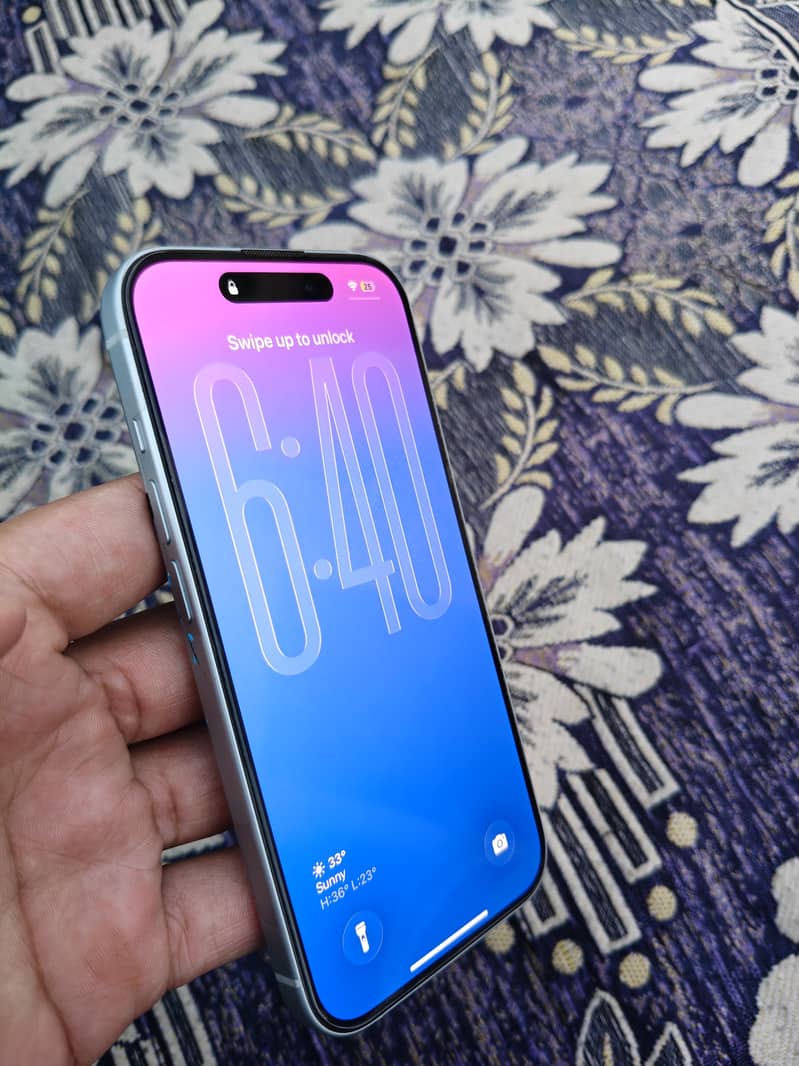 Apple iPhone 15 3